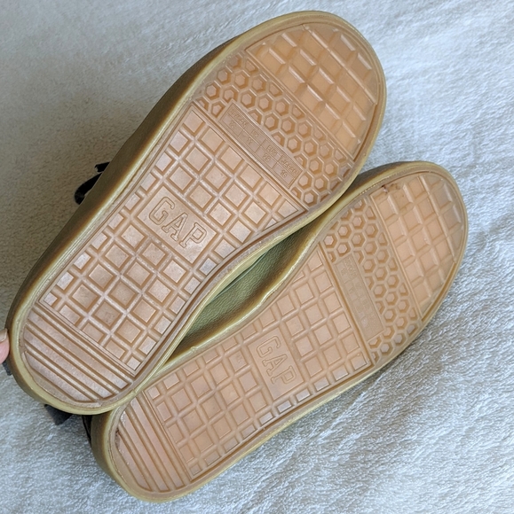 GAP Toddler Boys Chukka Boots size 12 Grey Suede - Picture 4 of 7